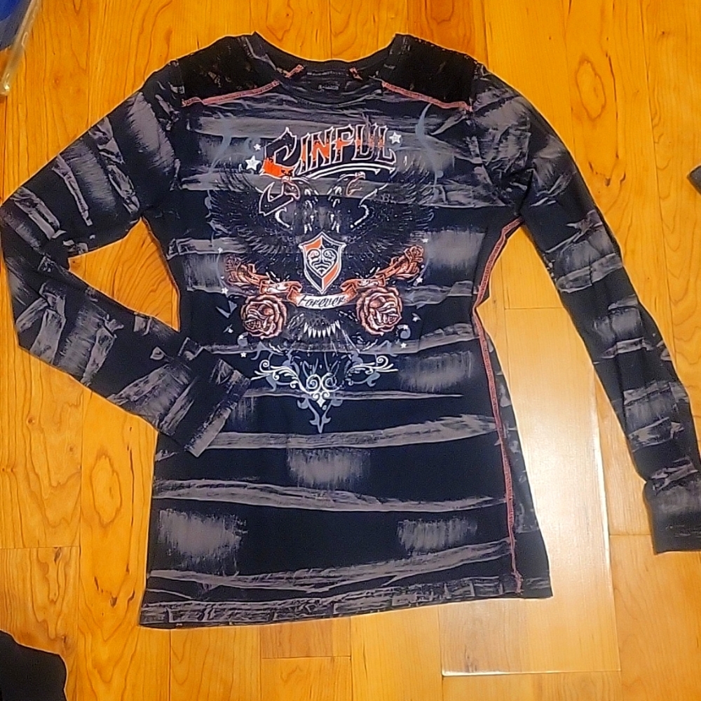 Women's Sinful sz XL long sleeve